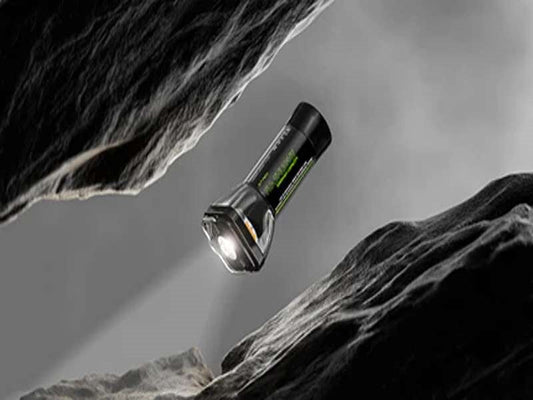 LumaCHARGE 5000 – Power Meets Light, Wherever Life Takes You