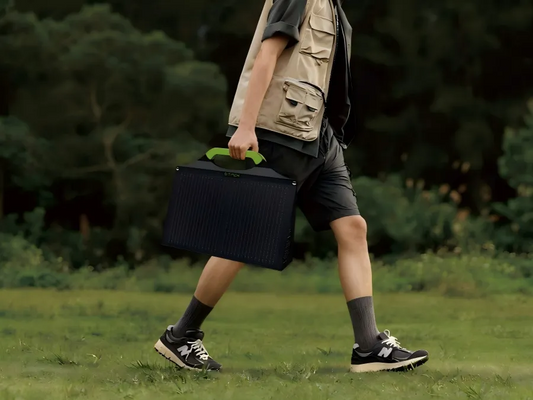 GTPOW 45W Solar Tote Bag: The All-in-One Solar Charger and Storage Tote for Camping