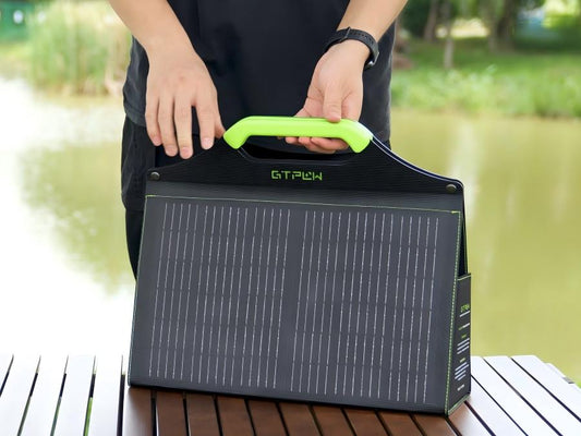 Solar Tote vs. Folding Solar Panel: What's the Difference?